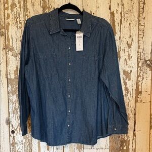 Chico's Dark Blue Casual Button Down Shirt